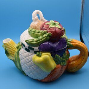 Wang's International Vegetable Teapot